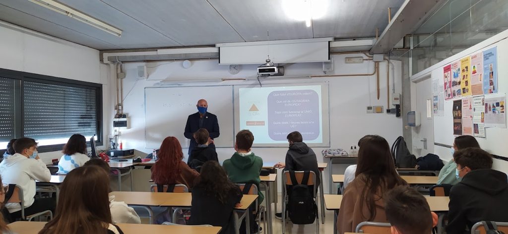 Xerrada a l'Escola el Cim